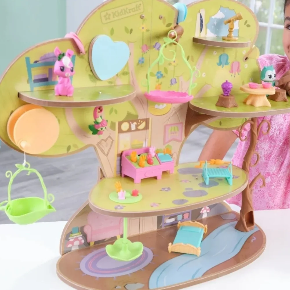 KidKraft Lil Green World Wooden Market Treehouse Play Set with 26 Accessories
